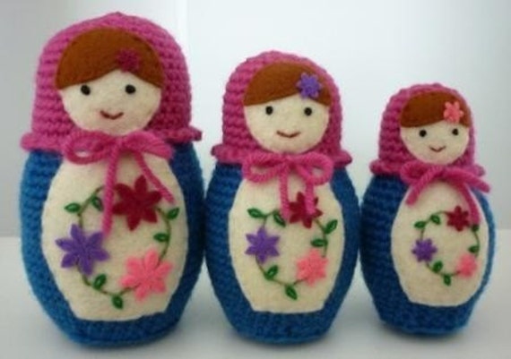 Russian Matryoshka Babushka Doll Trio Crochet Pattern