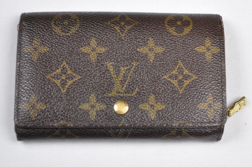 Louis Vuitton Clutch Wallet Purse Authentic Real Couture