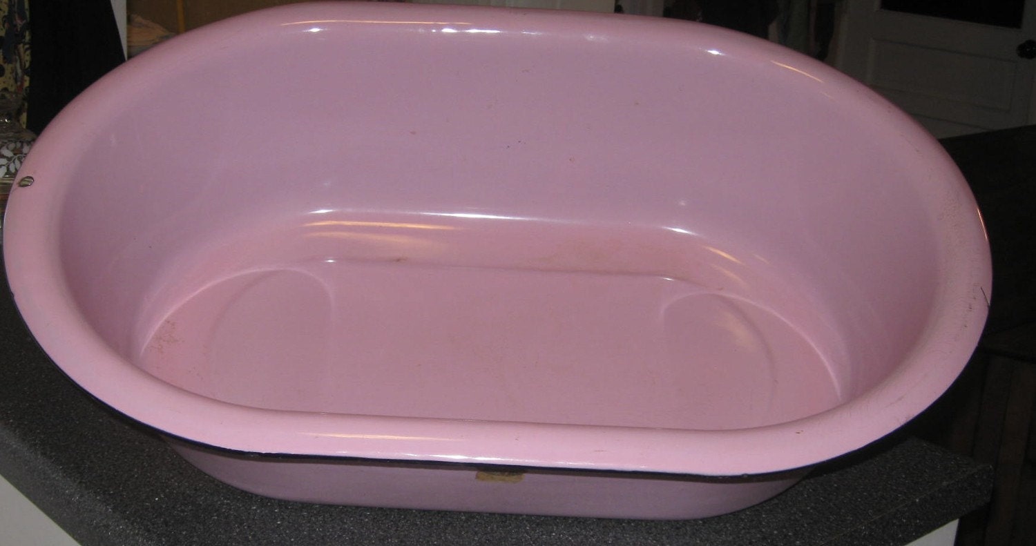 Vintage Pink Enamel Baby Bathtub French Chic Planter