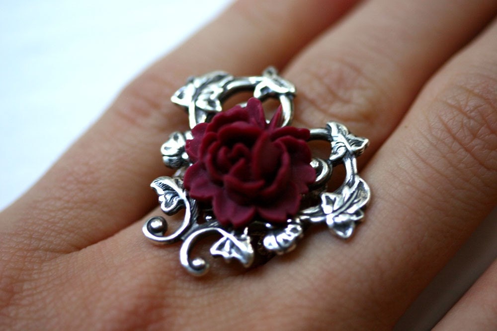 Victorian Red Rose Ring in Silver