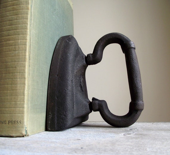 flower in pot cast iron bookends