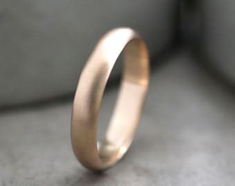 Men's Gold Wedding Band, 4mm Half Round Recycled Metal 14k Gold Wedding Ring Wedding Jewelry - Made in Your Size