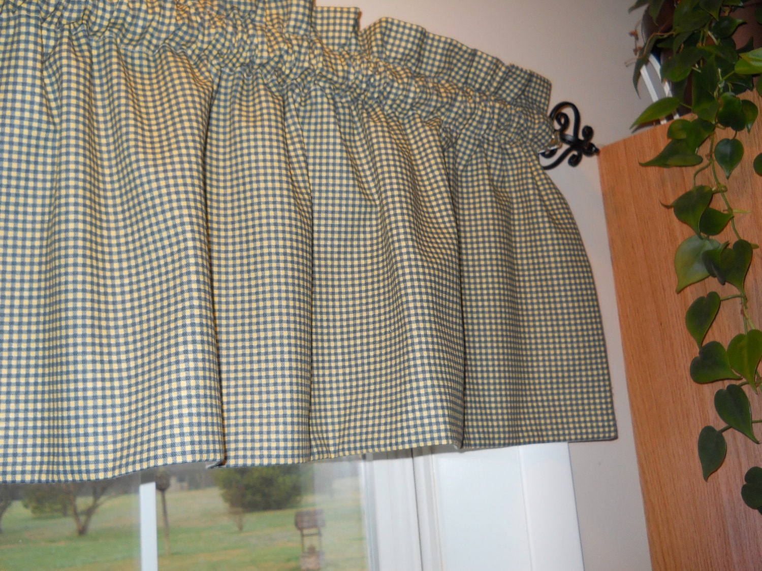 Waverly gingham valance navy golden tan by chriscrafts2010 on Etsy