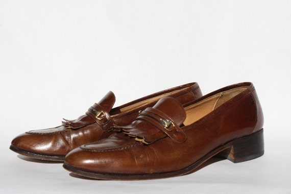 Vintage Mens Brown Leather Gucci Loafer Style by pickypickins