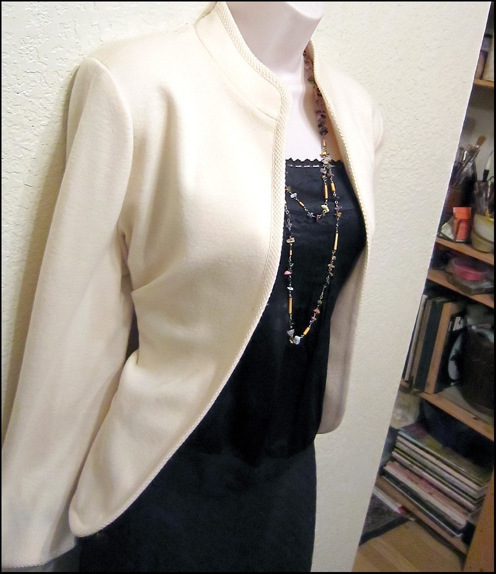 Women's Vintage Cream Knit Blazer or Fitted Jacket