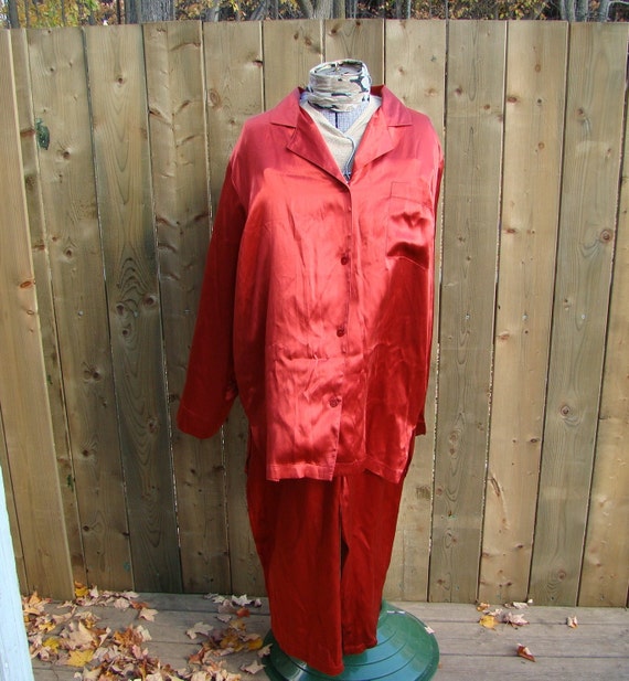 Vintage PJs Silk Red Pajamas Set SZ X Large by GiRLStreetVintage