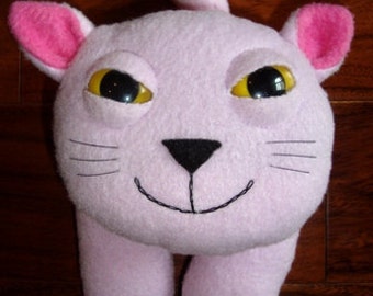 Stuffed animal kitty cat plush in pink fleece - Skanska