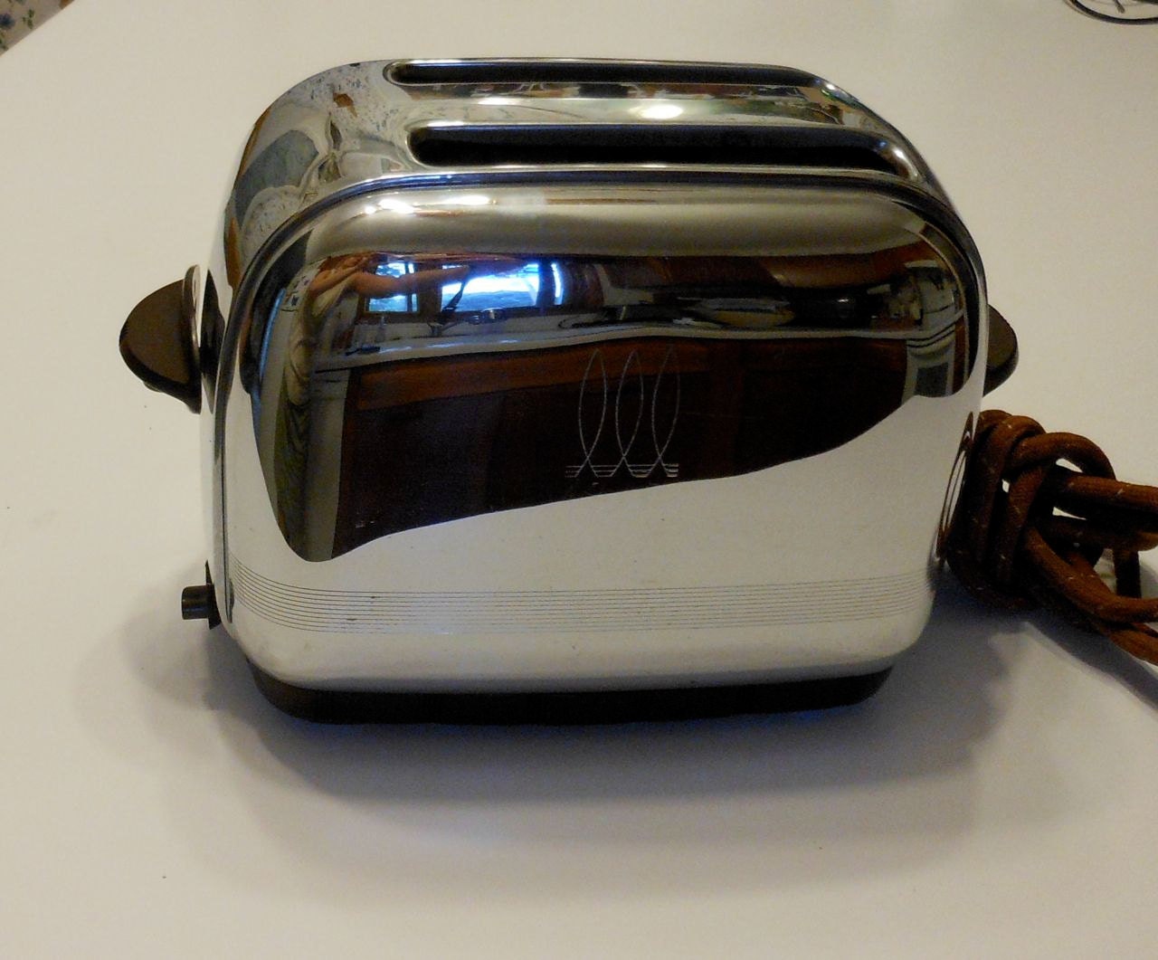 Vintage 1940s Toastmaster Toaster by 2cool2toss on Etsy