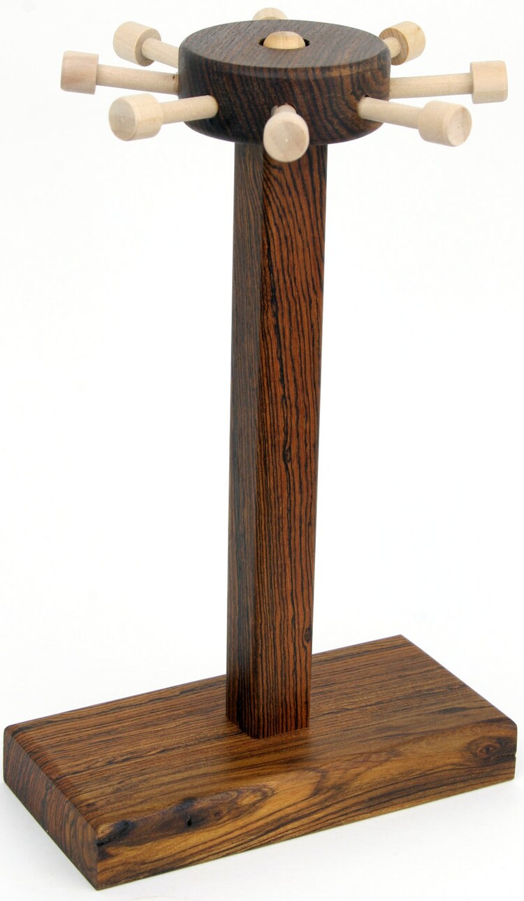 Spinning Jewelry Display Necklace / by TomsEarringHolders on Etsy