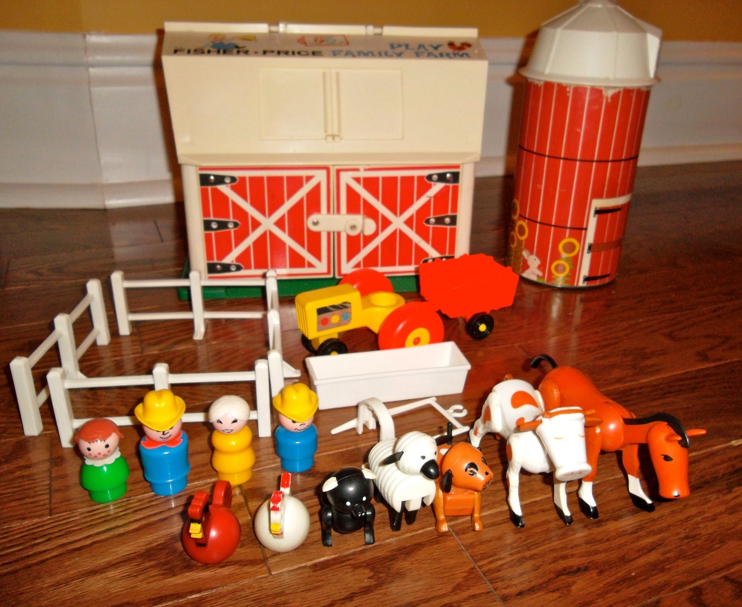 Vintage Fisher Price Farm