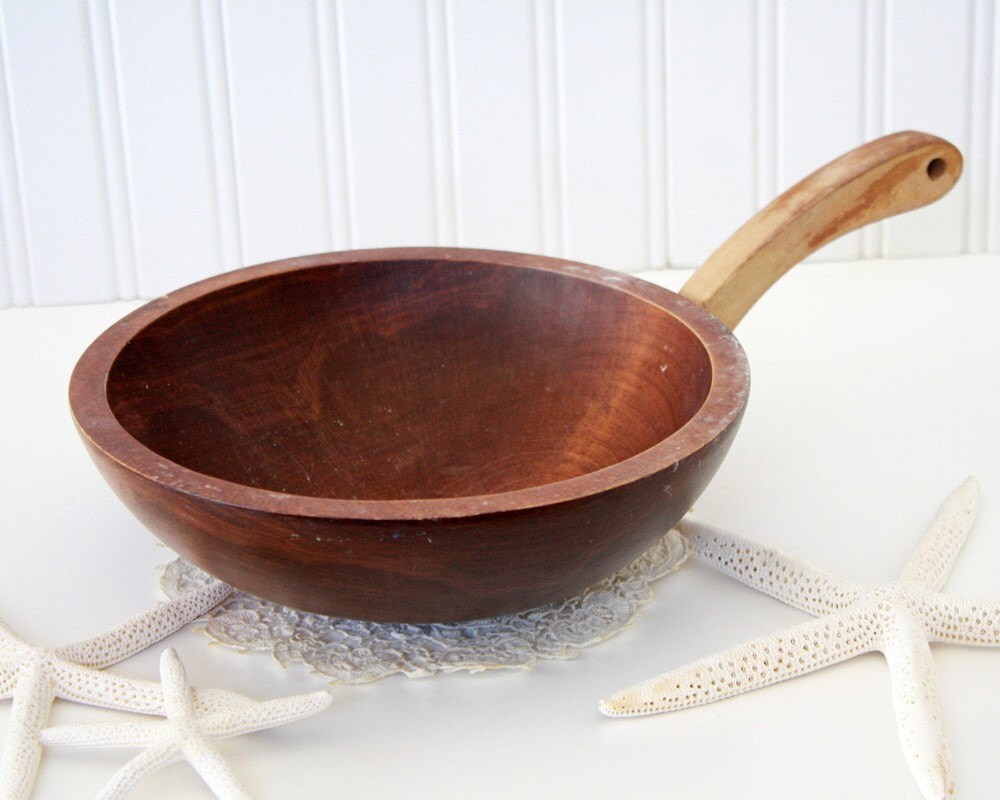 Wooden Bowl with Handle