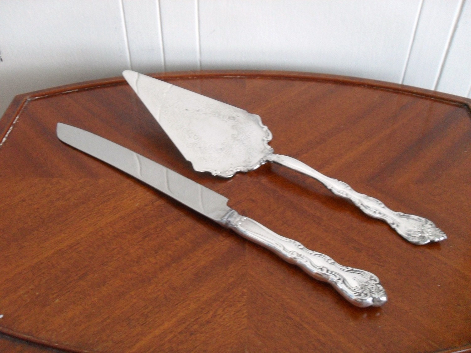 Vintage Wedding Cake Serving Set 4