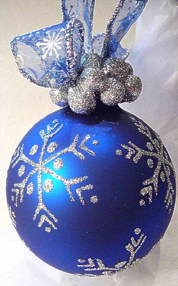 Snowflake Glass Ornament