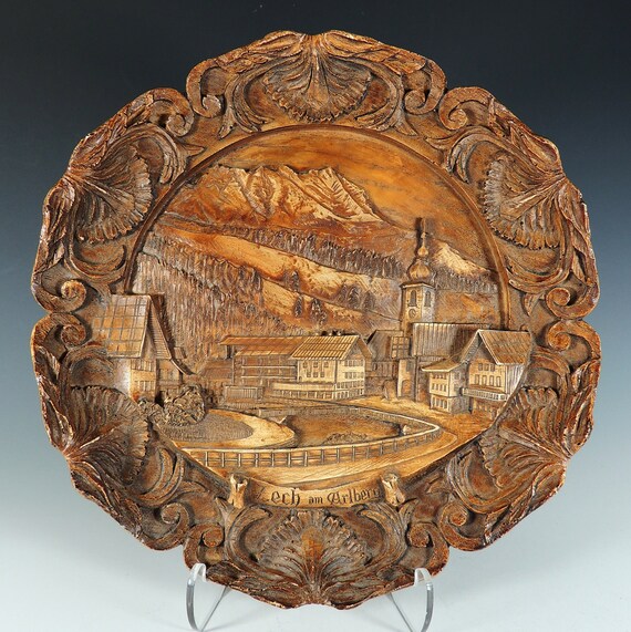 Carved Wood Souvenir Wall Plate from Austria / Lech am Arlberg
