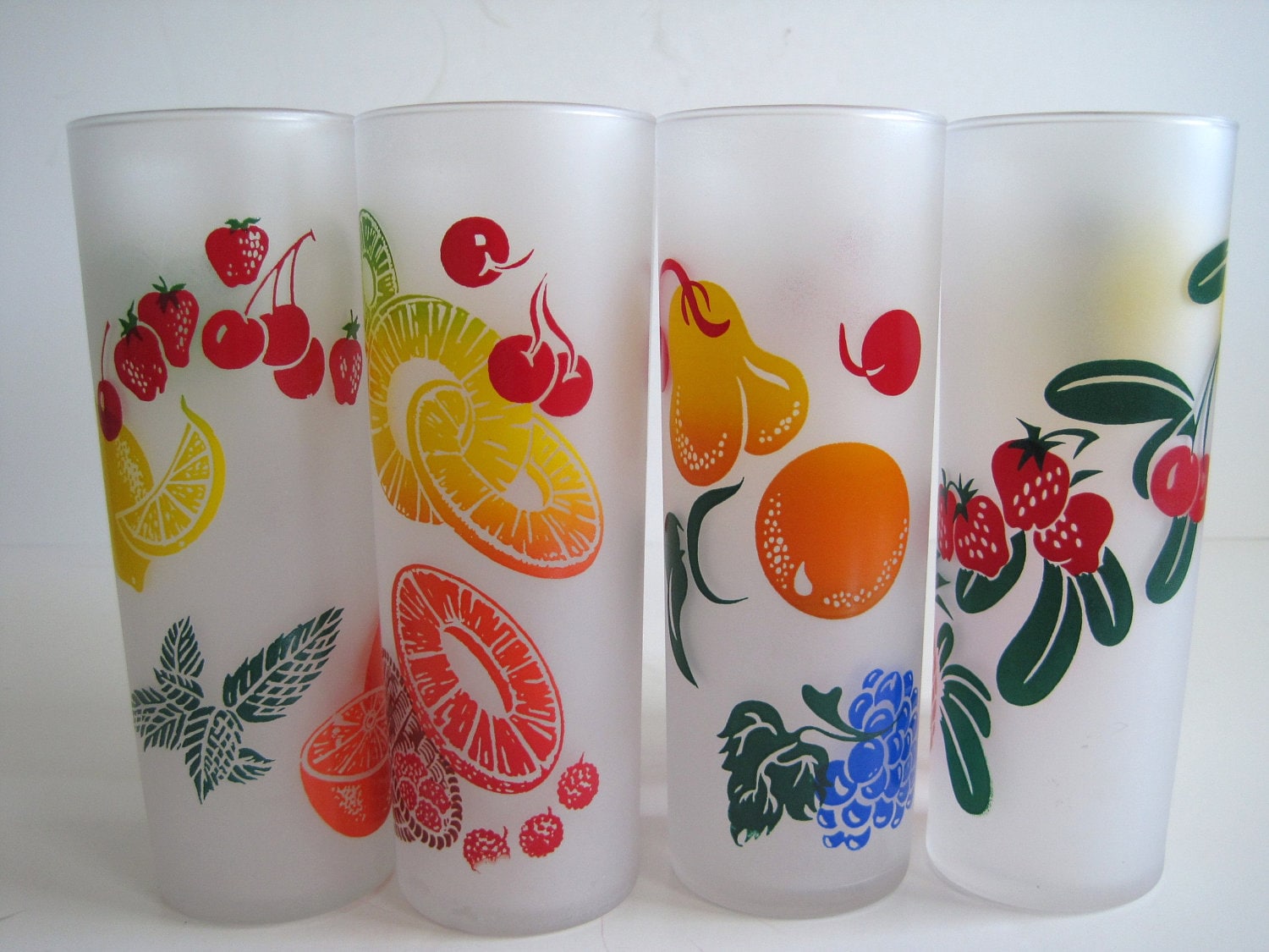 Vintage Federal Iced Tea Glasses Set of 8 Fruit Design