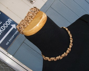 Choker Coro Signed Awesome Vintage Necklace and Bracelet