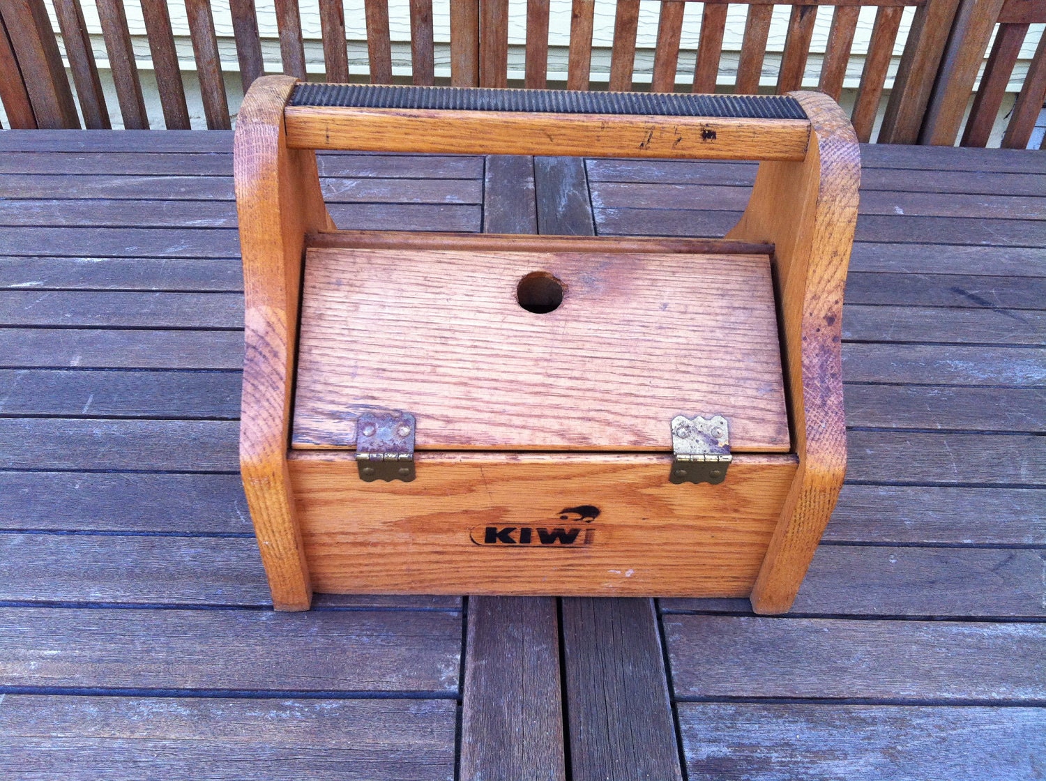 kiwi shoe shine box