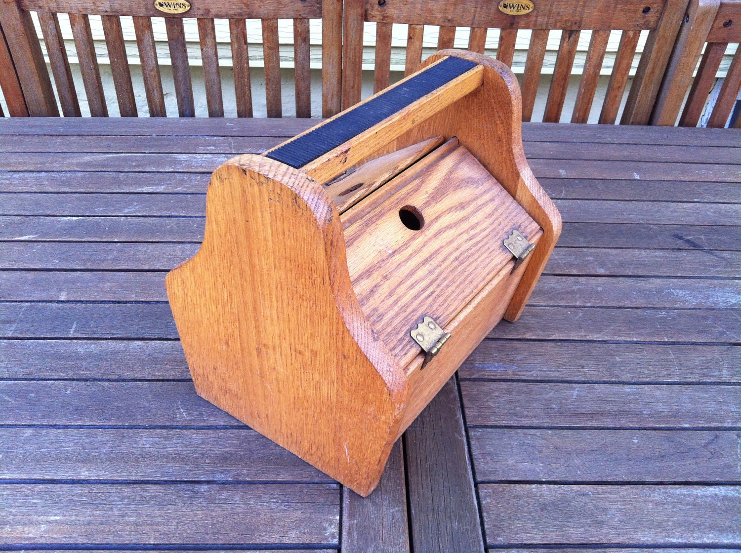 kiwi shoe shine box