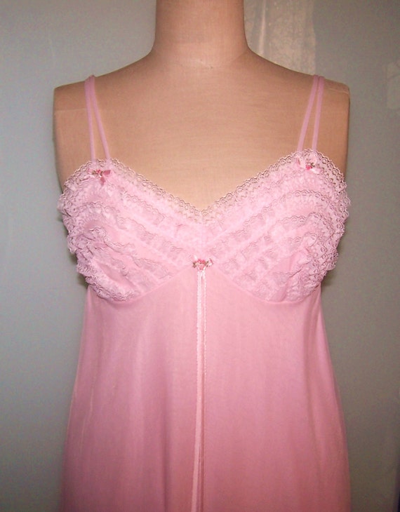 Pretty Pink with White Lace Baby Doll Long Nightie 1960s