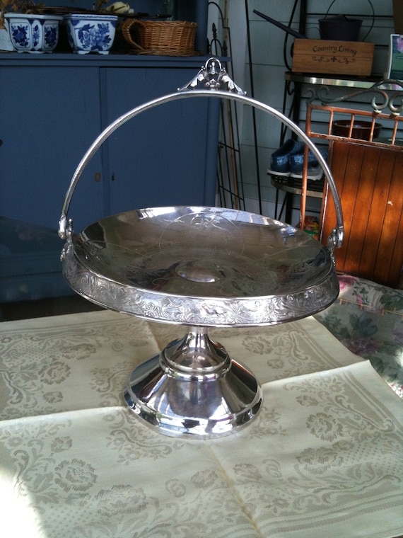 Antique Middletown Plate Co Silver Plate Bride's Basket