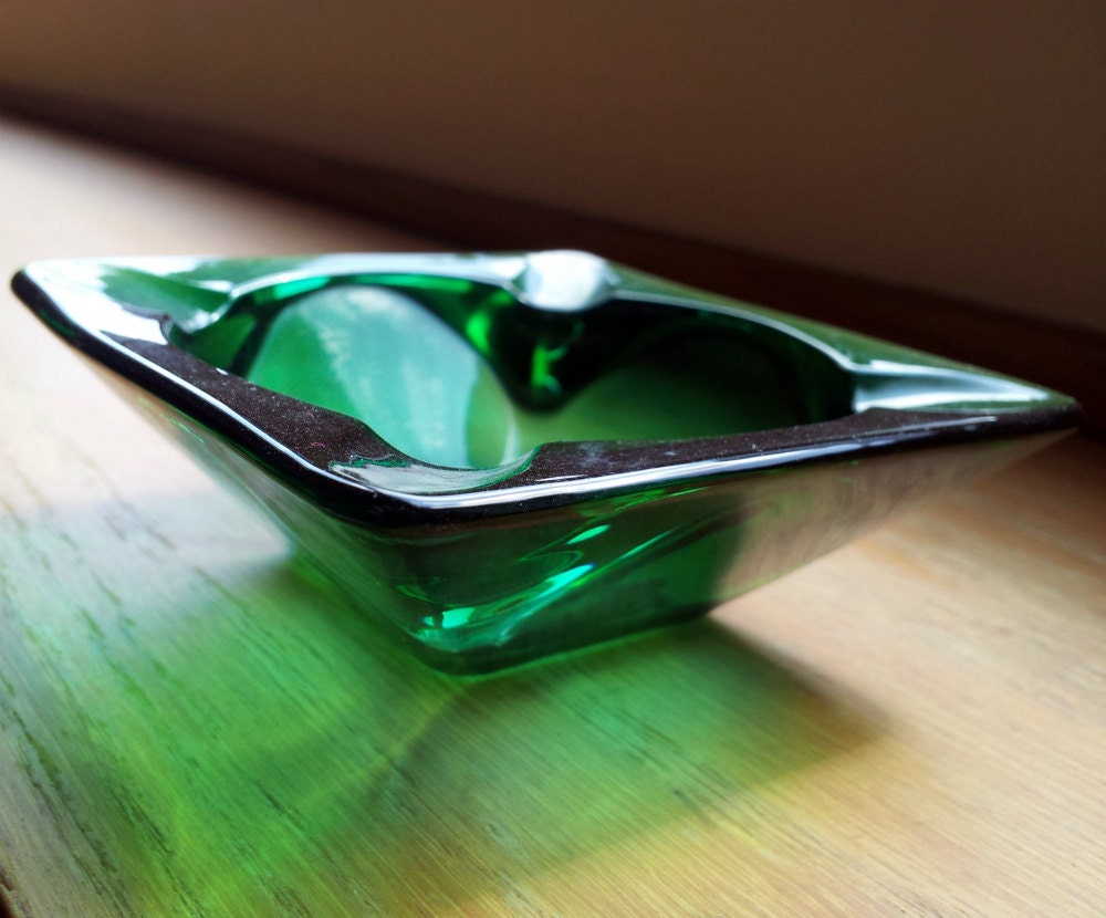 Vintage Emerald Green Glass Small Ashtray