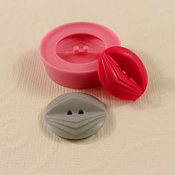 Vintage Deco Button Flexible Silicone Mold/Mould (21mm) for Crafts, Jewelry, Scrapbooking, (resin, paper,  pmc, polymer clay) (227)