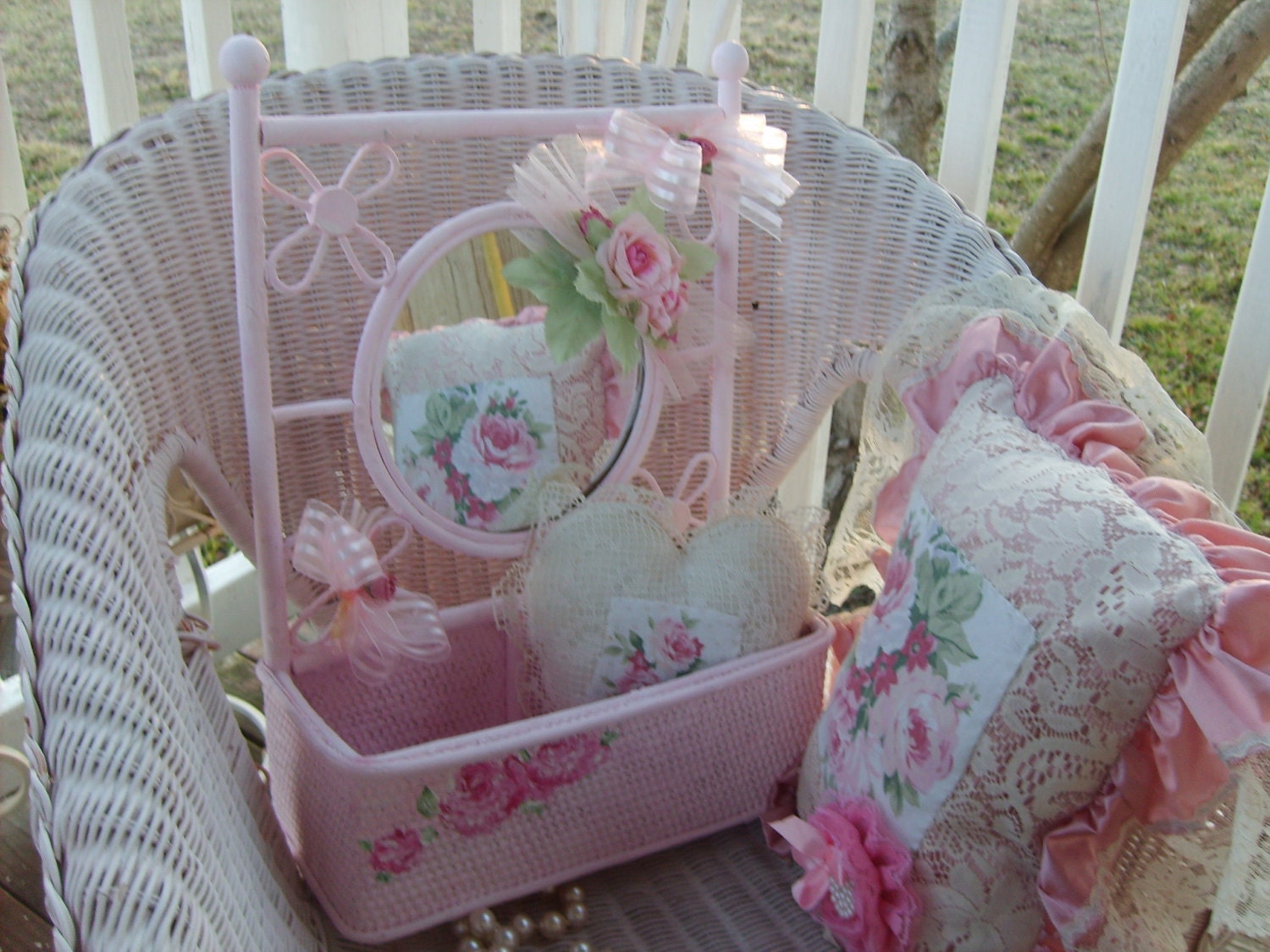 Shabby Sweet Pink Mirror Wall Basket Shelf Hand Painted