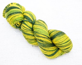 1 ply Lace Weight Kauni Wool Yarn 8/1, Self Striping, Green Yellow Gradient