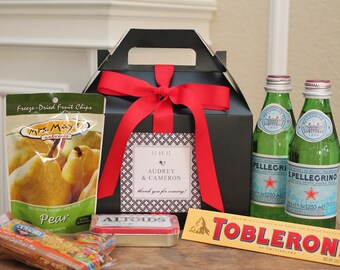 Set of 6 - Out of Town Guest Box // Wedding Welcome Bag // Wedding Welcome Box // Out of Town Guest Bag // Metropolitan Design
