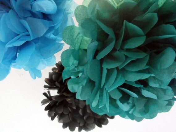 Tissue paper flowers ... 15 Poms ... Pick Your Colors Il_570xn