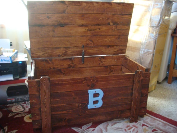 toy box blanket box