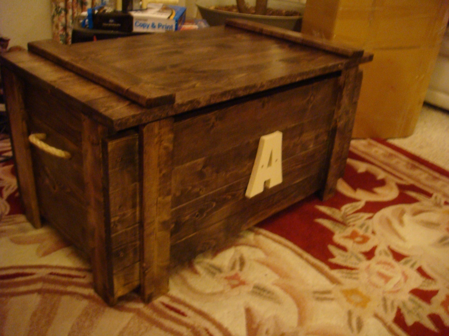 toy box blanket box