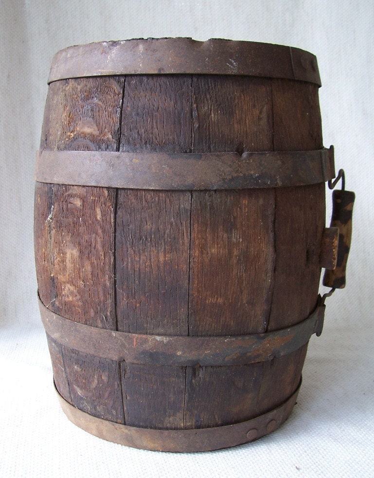 wooden keg beer