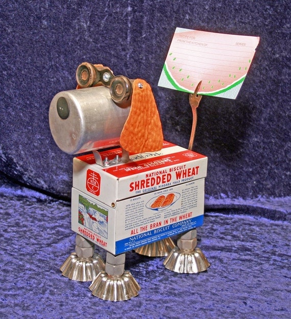 BISCUIT Recipe Box Robot Dog
