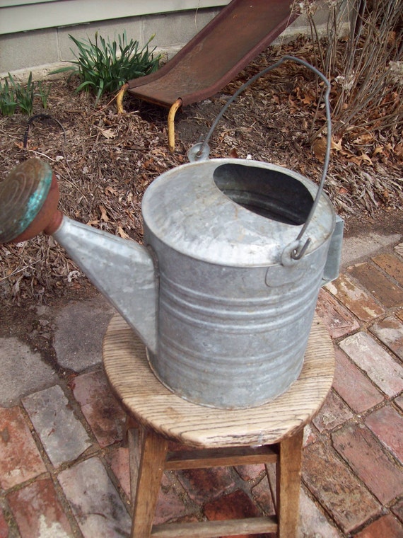 Vintage Metal Watering can. by thevrose on Etsy