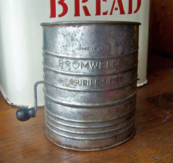 Bromwell's Baking  Country Sifter cup Kitchen Retro Kitchen Flour 2 flour Vintage vintage sifter