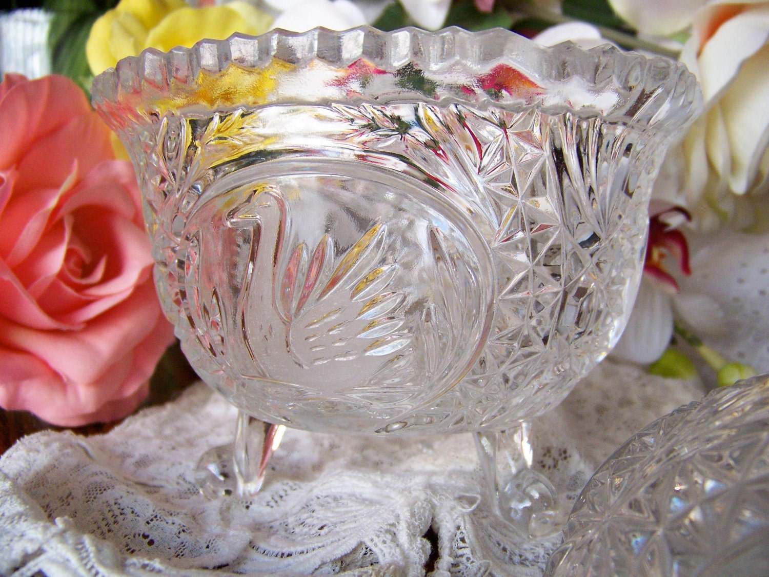 Vintage Swan Leaded Crystal Candy Dish Trinket by cynthiasattic