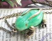 Pretty retro copper 3d green skin Frog prince necklace pendant jewelry vintage style