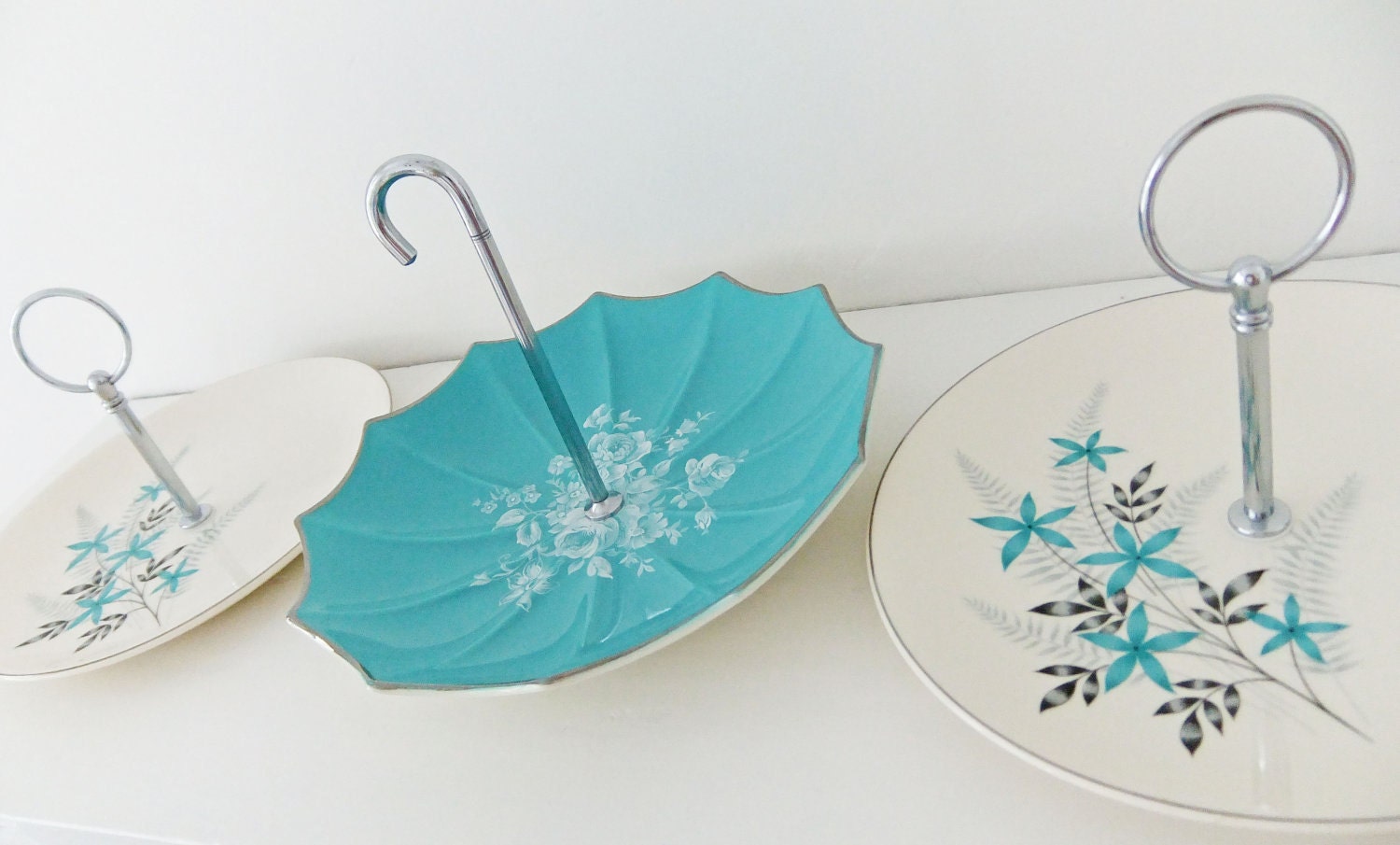 Midwinter Umbrella Cake Stand vintage cake stand in teal