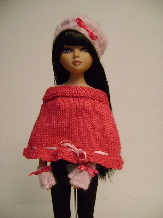 7. French and english knitting pattern PDF poncho mittens