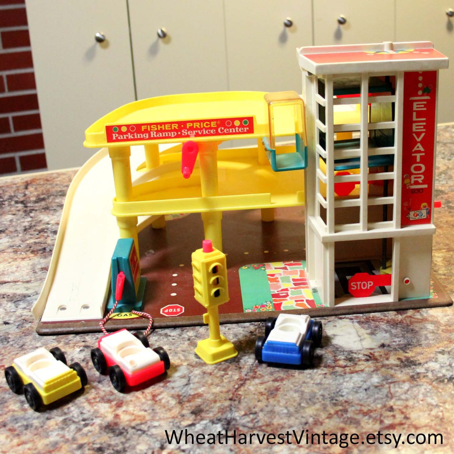 1970 fisher price dollhouse