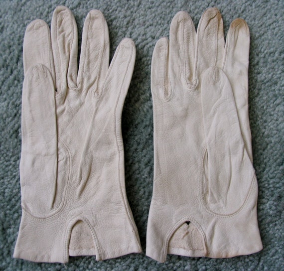 Little Girls Victorian Leather white Gloves Tea Party dress