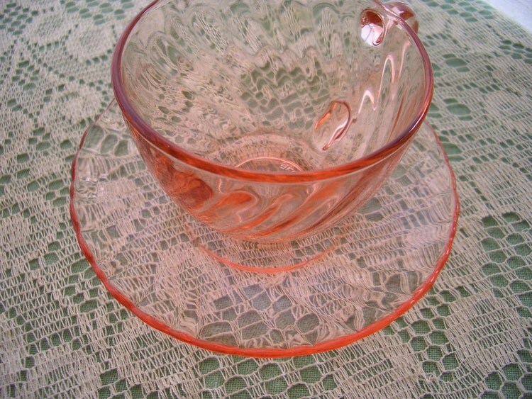 Vintage Arcoroc Pink Swirl Depression Glass By Anniesvintageredone | My