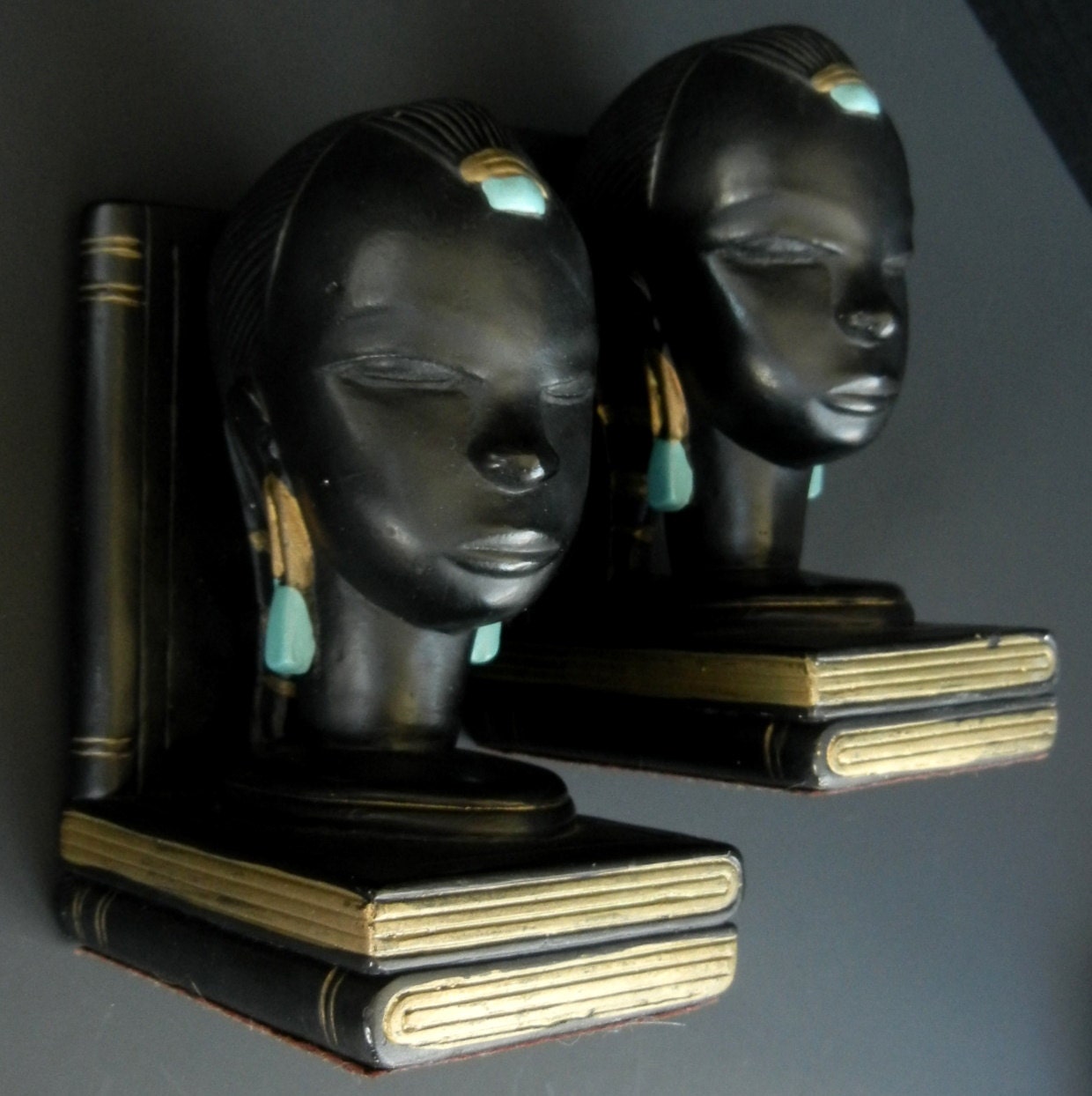 Decorative AFRICAN BOOKENDS / Vintage Chalkware