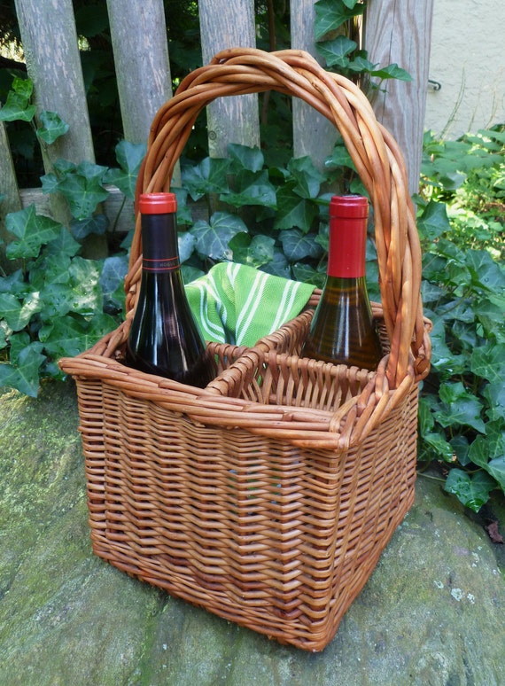 wicker wine tote