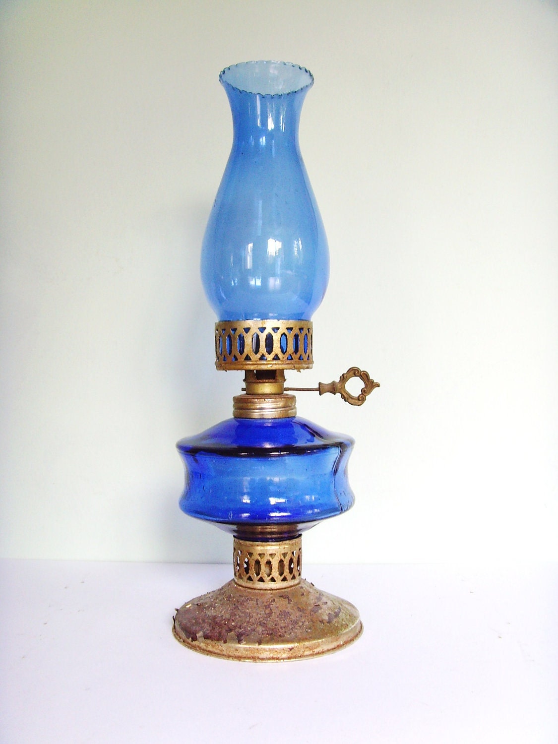 vintage-blue-glass-kerosene-oil-lamp