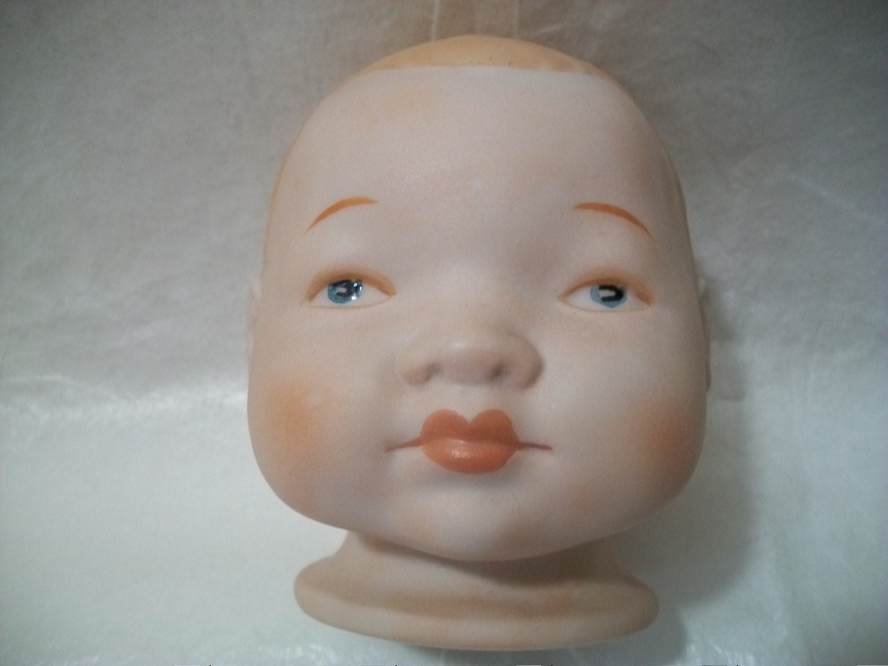 baby doll head