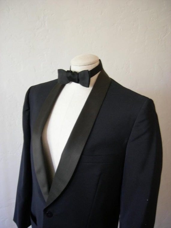 1965 Rat Pack tuxedo jacket and bow tie. by FeralVintage on Etsy