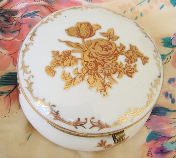 Vintage Porcelain Jewelry Box by iloveluci on Etsy