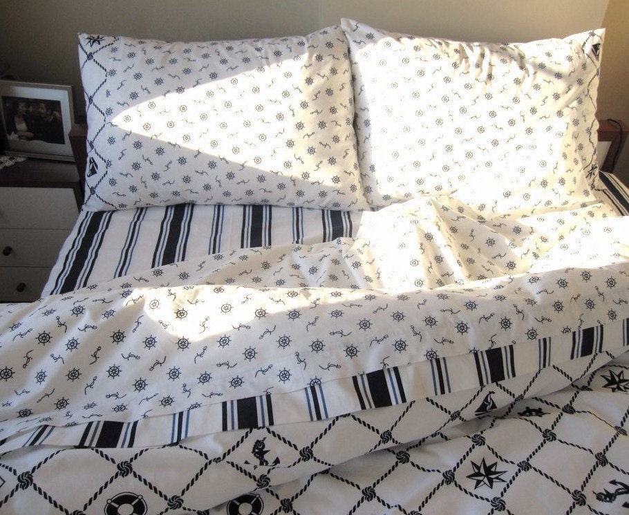 Nautical Bedding Queen/King size Duvet cover Navy Stripes